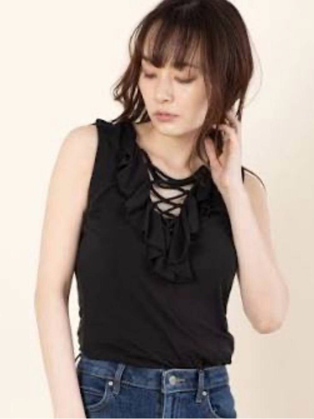 NEW GUESS Black Ruffled Strappy  Sleeveless  V Neck KNIT BodySuit Top SZ M